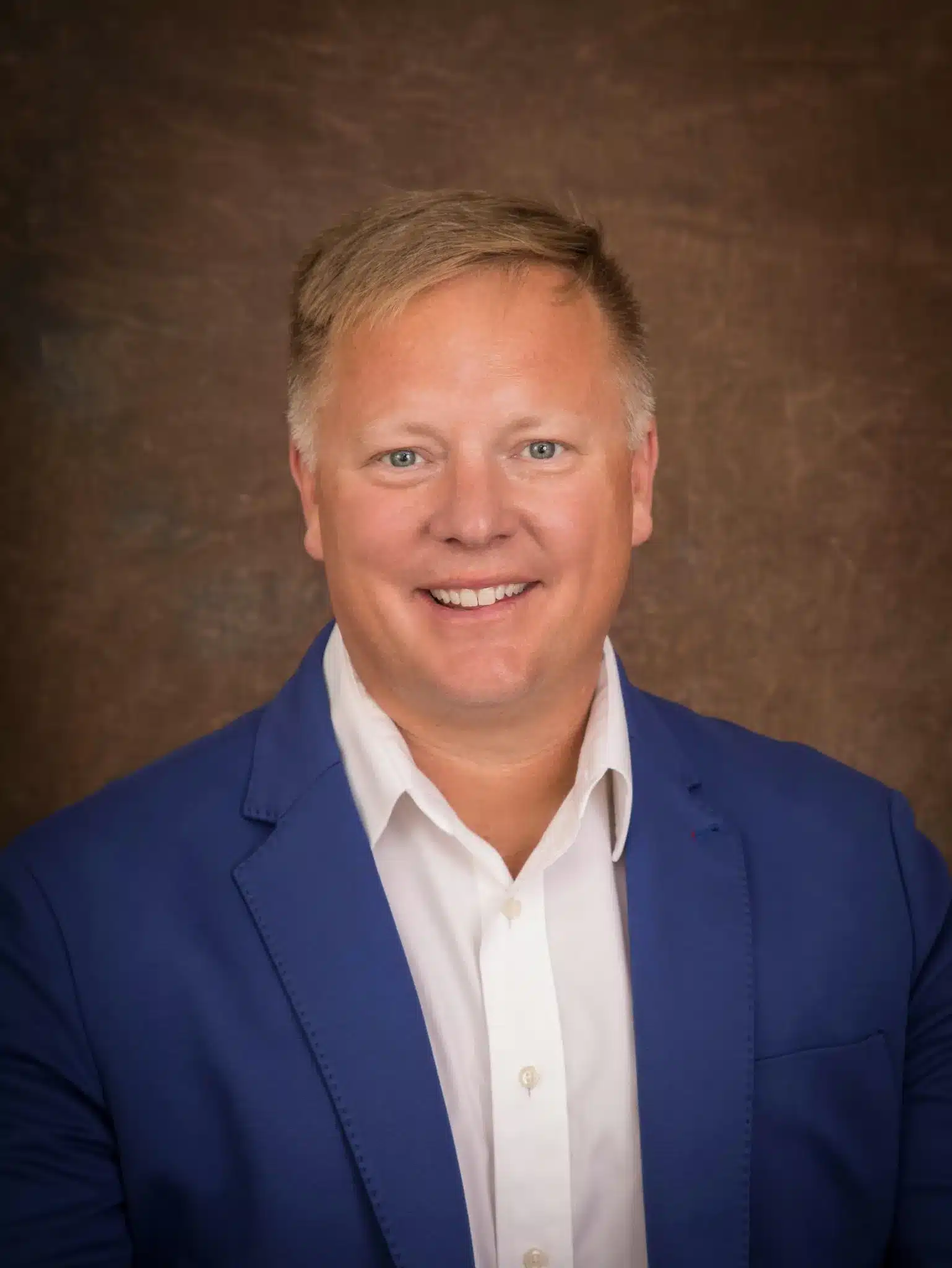2021_Holtz_T-_Profile-Photo-edited | Holtz Builders | General Contractor in WI Dells Tom Holtz