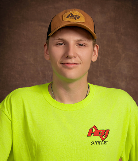 HBI-TN_Durham-Lucas_field-crew | Holtz Builders | General Contractor Lucas Durham