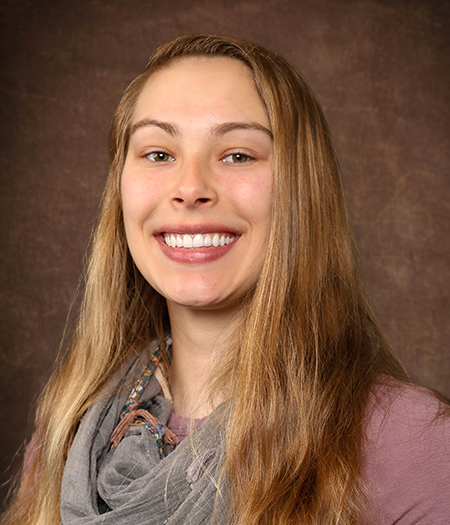 HBI_Danielle-O_headshot | Holtz Builders | General Contractor Danielle Ollendorf