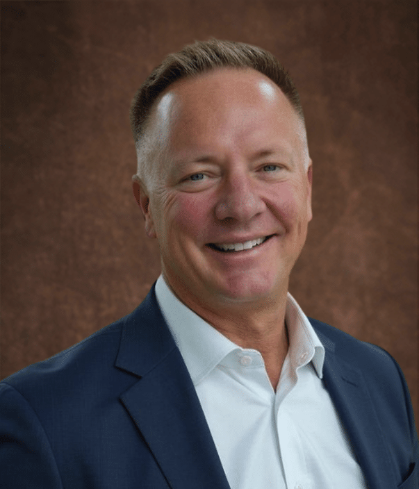 Tom-Holtz-Headshot | Holtz Builders | General Contractor Tom Holtz