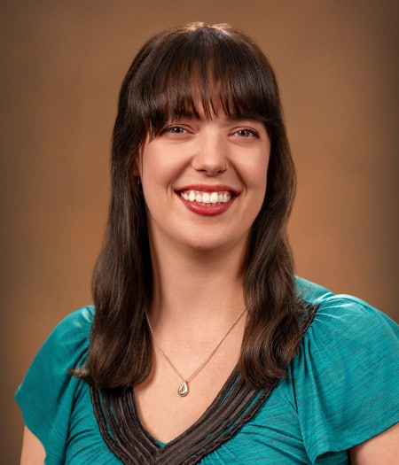 Brown Carly_Headshot | Holtz Builders | General Contractor Carly Brown