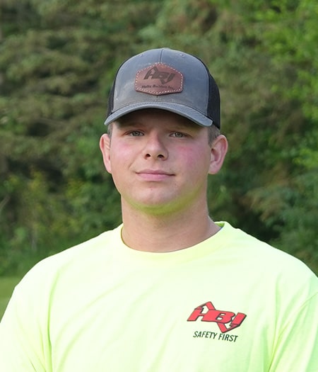 Kontaxis Sabastian_Headshot | Holtz Builders | General Contractor Sabastian Kontaxis