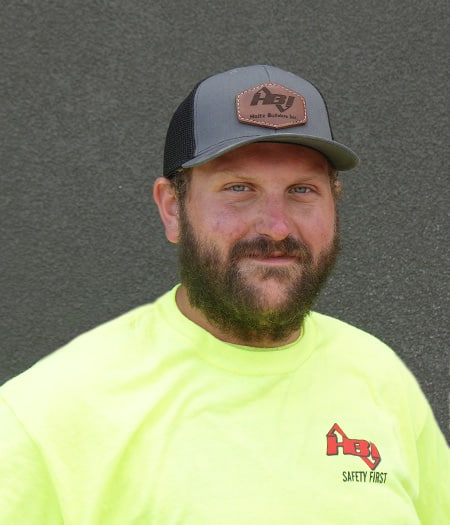 Marshall Travis_Headshot | Holtz Builders | General Contractor Travis Marshall